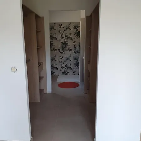 Villa Charmante Neuve Au Bord De La *