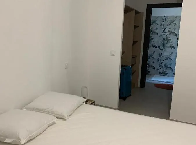 Вілла Charmante Neuve Au Bord De La